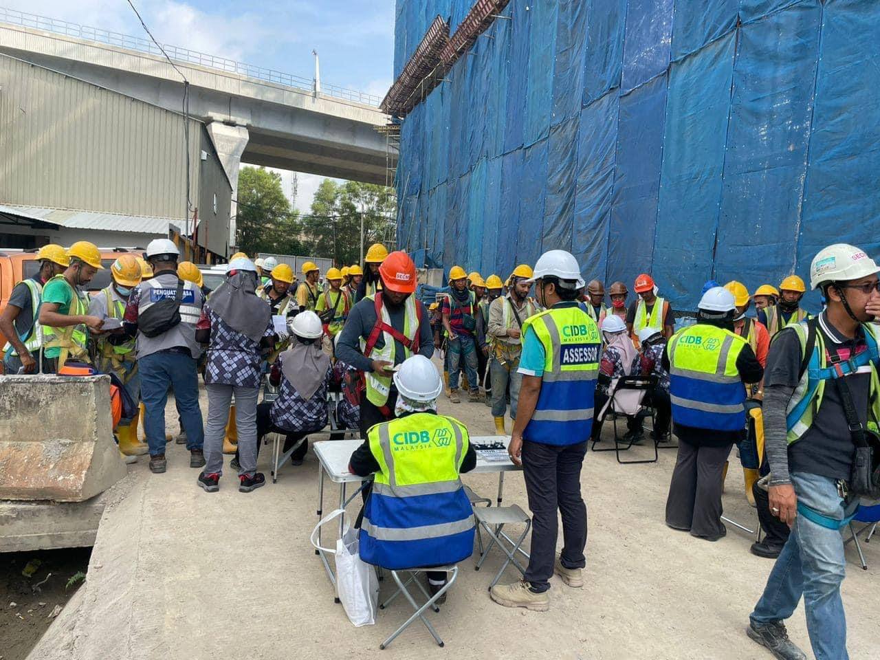 CIDB Kad Hijau Image Khas 3